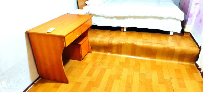 屋上月白民宿(郑州火车站二七广场店)图片