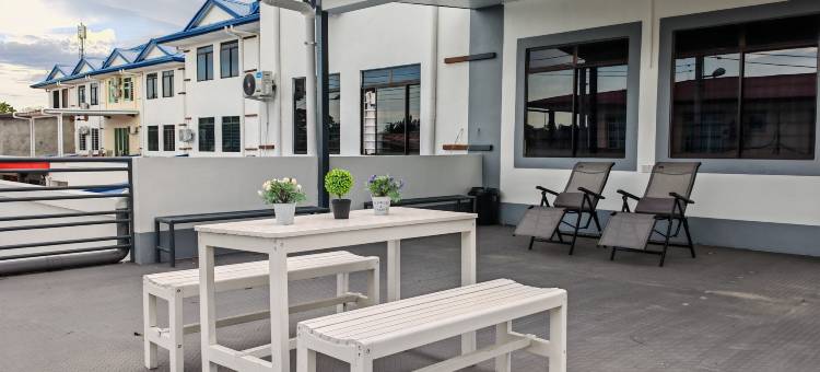 沙巴亚庇【河景湾】三层楼半独立式(Riverside Lot No.1 Homestay at Kota Kinabalu)图片