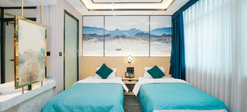 潮蔓·Max商旅酒店(中山古镇轻轨站店)图片