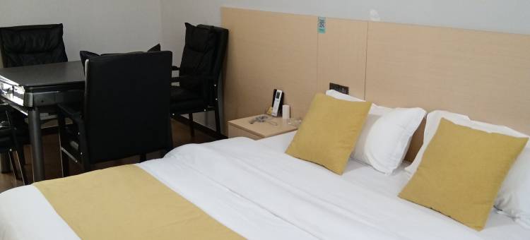 镇康逸佳酒店图片