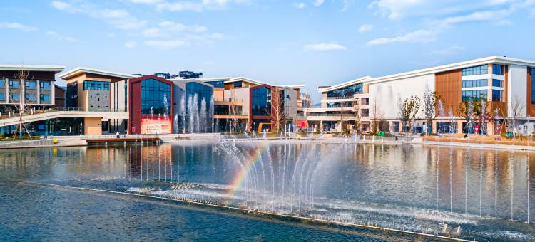 绵阳梓潼崇文半月万信至格酒店图片