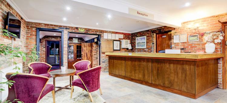 OYO 里文霍尔酒店在威瑟姆，切姆斯福德(OYO the Rivenhall Hotel in Witham, Chelmsford)图片