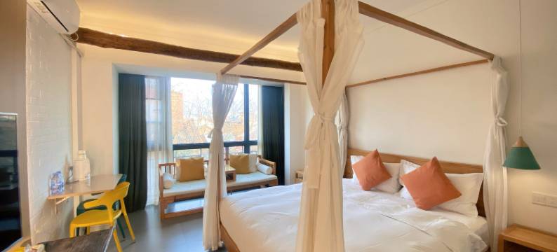 东都十三房民宿(丽景门十字街洛邑古城地铁站店)图片