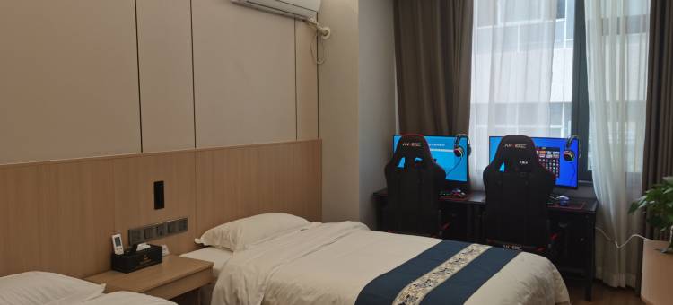 梦菲斯电竞民宿(西安高陵车城花园店)图片