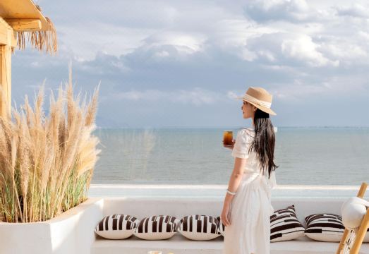 Dali Yuji Sea View Hotel over view