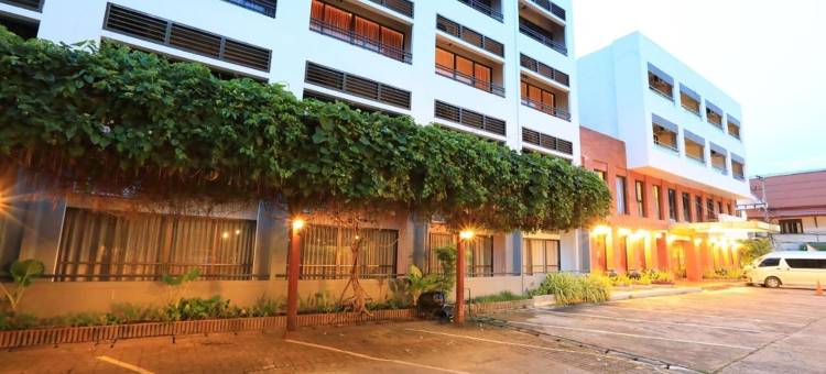 塞尔彭乐摩酒店(Lemo Hotel Serpong)图片