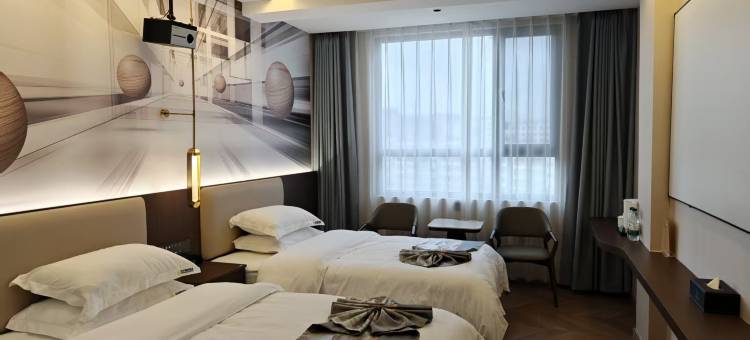 云华国际酒店(西和人民医院汽车站店)图片