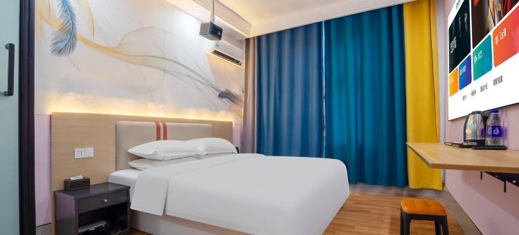 锐思特酒店(郑州建设西路中原万达店)图片