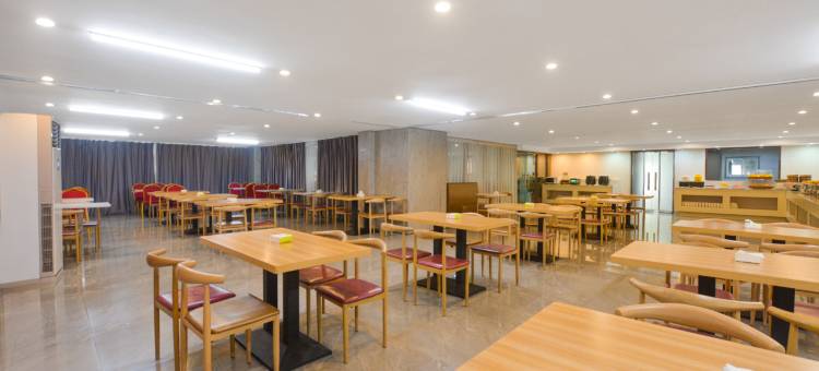 伟樽精品酒店(上海虹桥火车站国家会展中心店)图片