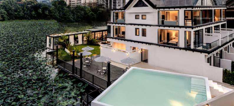 揽月·MoonVilla度假酒店(曼贺纳自然村寨景区店)图片