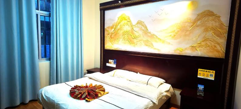 宾川皇家酒店图片