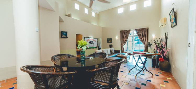 Batu Pahat Santalia Pool Villa 4BR 12pax图片