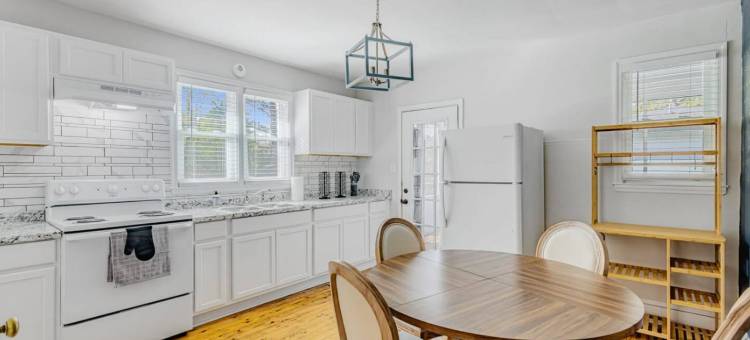 Augusta's Timeless Treasure图片