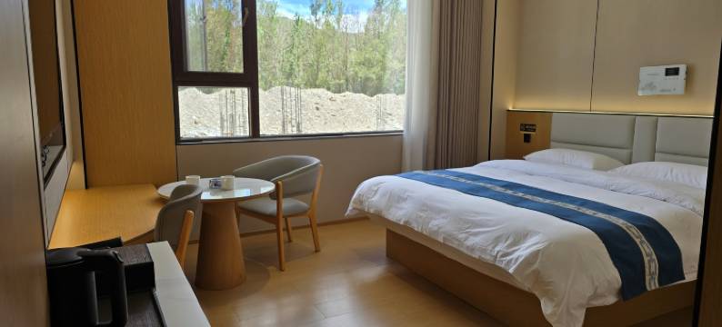 珠峰•泊心富氧酒店图片