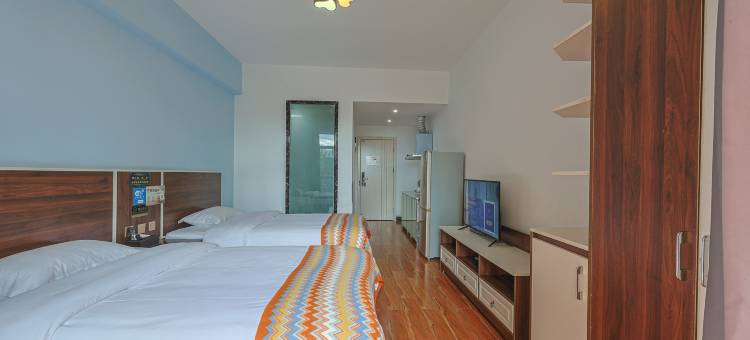 纳新酒店(西双版纳景洪告庄西双景星光夜市店)图片