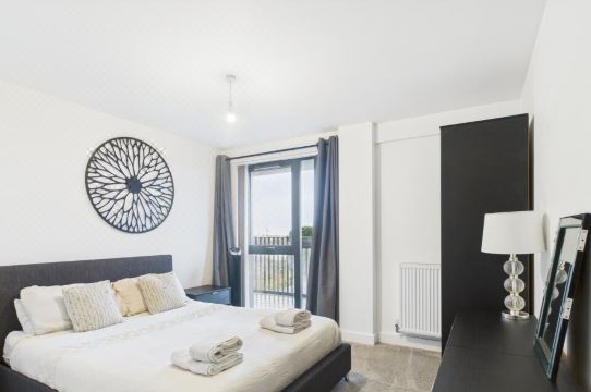 SevenStays Ashford - 2BR Luxury ApartmentsHotel Overview