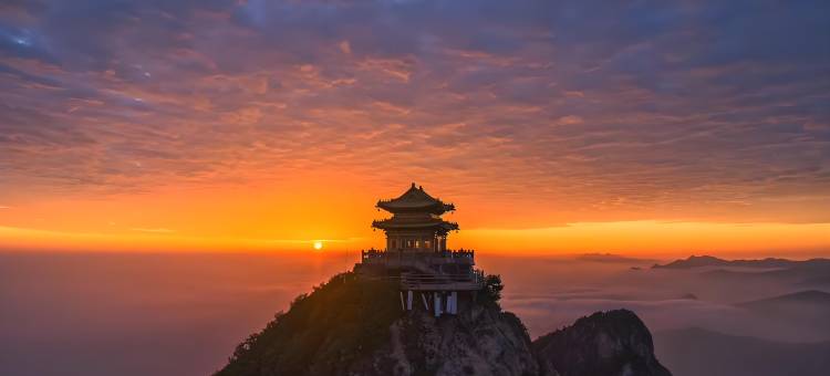 老君山25小时酒店(云景索道店)图片