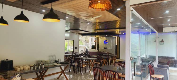 亚穆诺特里直升机度假村(Yamunotri Heli Resort)图片