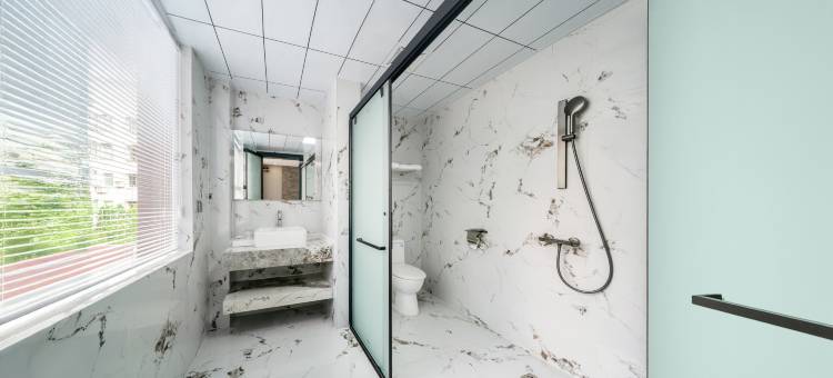 千易智选酒店(麒龙习水印象店)图片