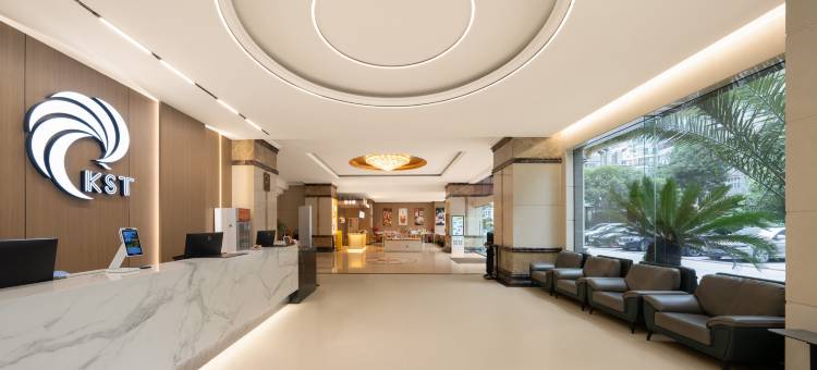 贵州峰润喀斯特酒店(甲秀楼青云市集店)图片