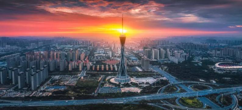 罗兰时尚酒店(郑州万锦城福塔东地铁站店)图片