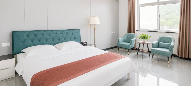 东山小筑酒店(龙凤山龙湖水系公园店)图片