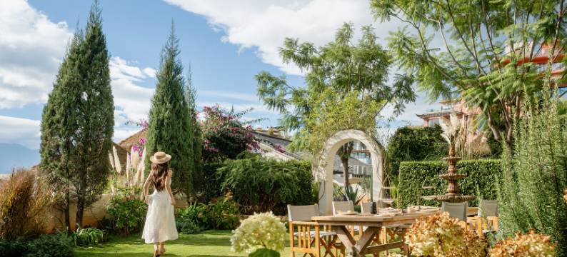 大理牧心堡·VILLA悬崖海景度假庄园(洱海文笔村店)图片