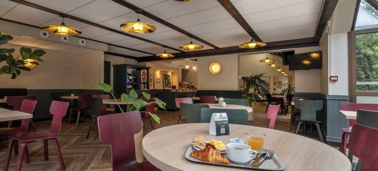 民宿酒店尼奥尔南威尼斯绿地(B&B Hotel Niort Sud Venise Verte)图片