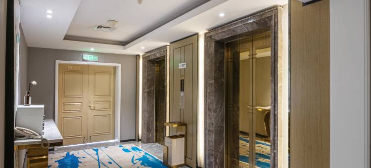 季枫国际酒店(维多利摩尔城店)图片