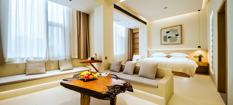 青朴酒店(曲靖北站民族中学店)图片