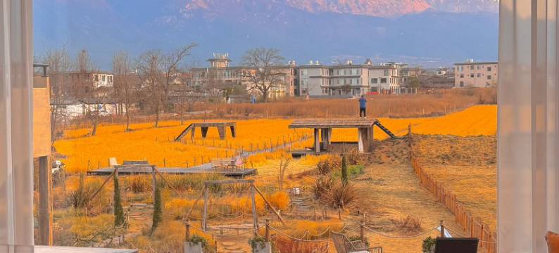 向野·云栖处日照金山SnowMountain私汤观景(白沙古镇店)图片