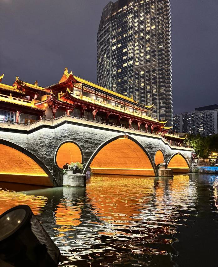 成都龙悦酒店(东郊记忆建设路店)图片