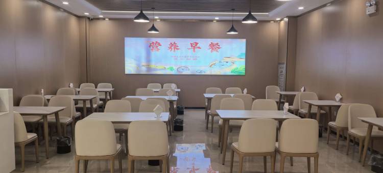 维也纳国际酒店(包头火车站科技大学店)图片