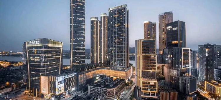 易佰酒店(长沙五一广场地铁站店)图片