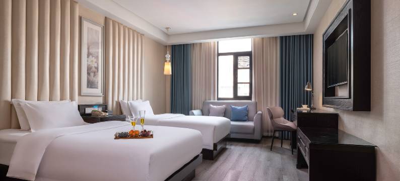 阜阳•兰花｜WARMWELCOMEMOMMYBUBBLEBATHWORLD酒店(二里井夜市店)图片