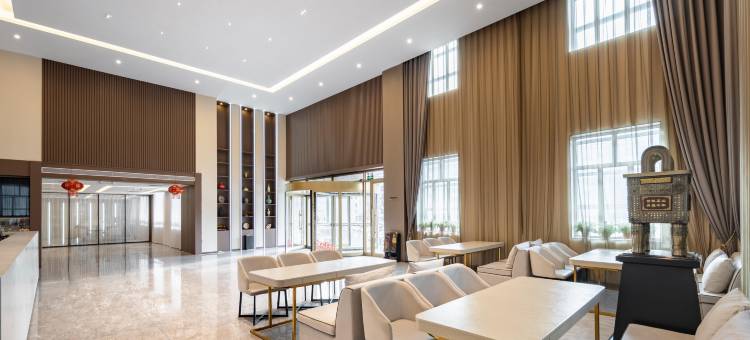 人禾大酒店(通辽市万达广场店)图片