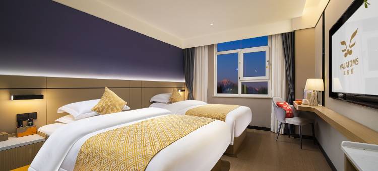 VALATOMS梵拉图·阳光酒店(茂县古羌城店)图片