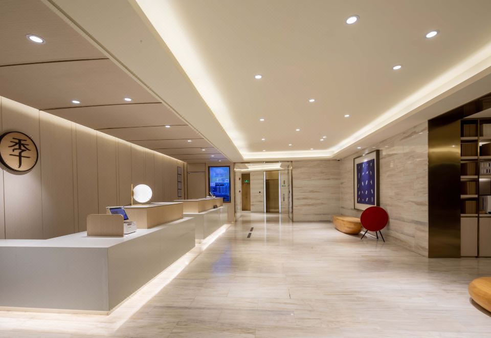 JI Hotel (Shanghai Meilan Lake Luxiang Road) Hotel Overview