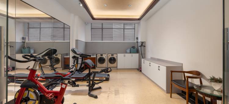 南洋铂斯酒店(东莞东城万达广场店)图片