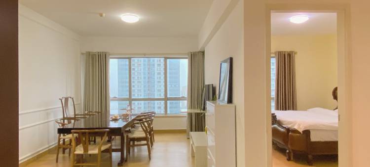 惠州华贸城央卅五艺术公寓酒店图片