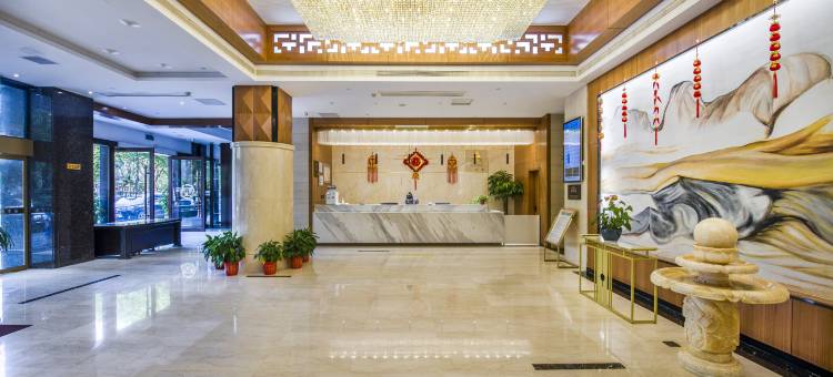 金丰大酒店(娄星广场春园步行街店)图片