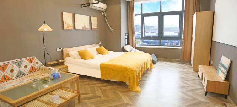 舟山鹿林海景电竞公寓图片