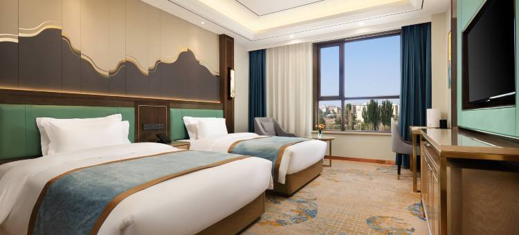 敦煌東庭国际酒店(敦煌夜市店)图片