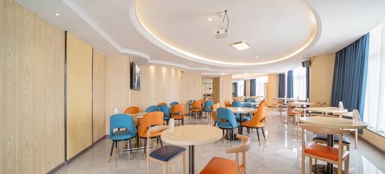 凯里亚德酒店(广州番禺奥园广场店)图片