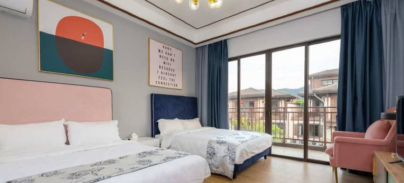 佛山鹭影菲拉别墅(高明美的鹭湖店)图片