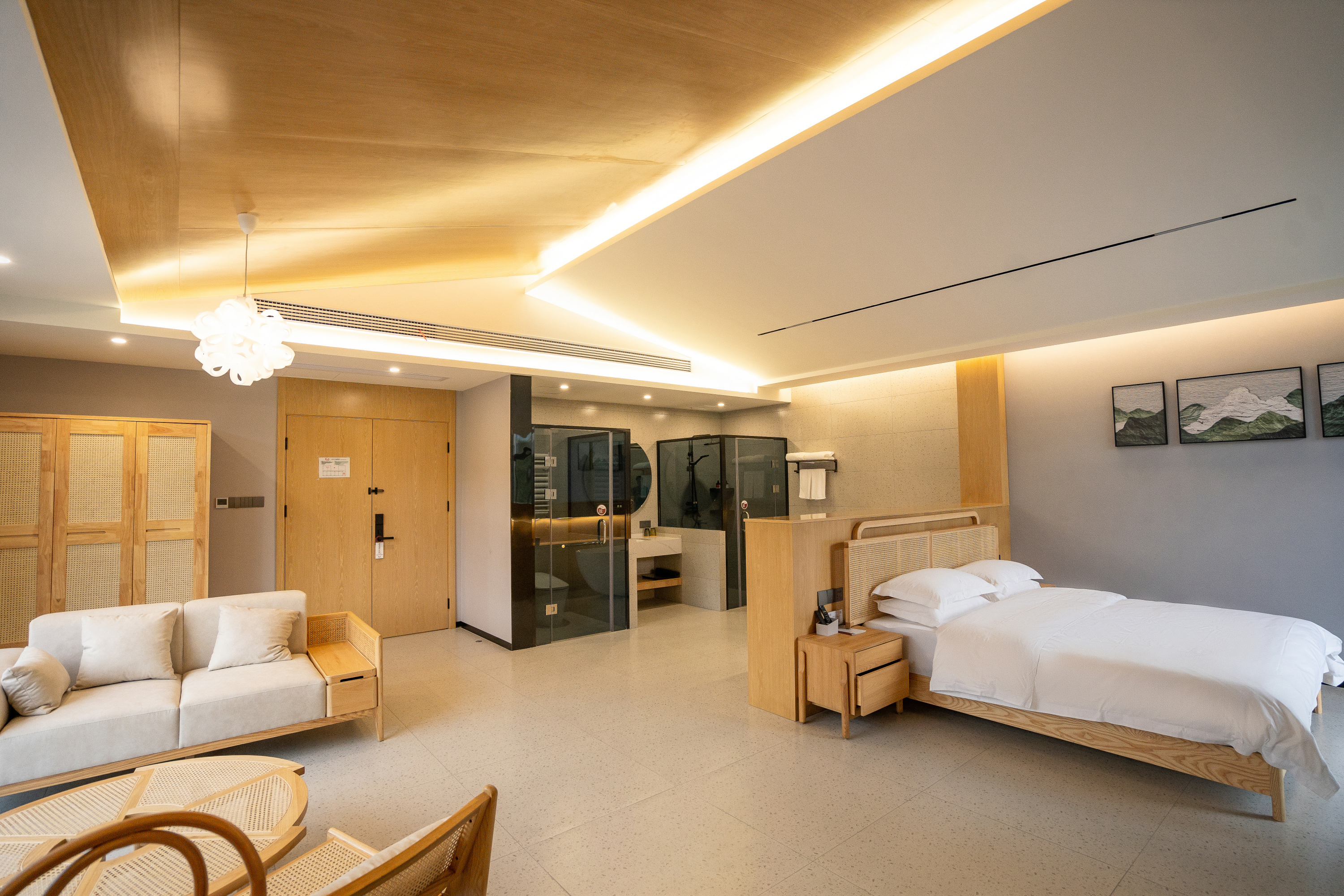 YueXi Qianshanli Homestay Over view