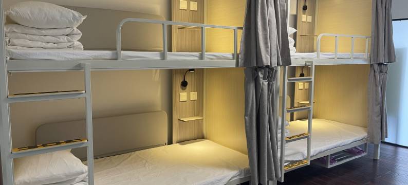 合肥胜头龙狮青年旅舍(淮河路步行街店)图片