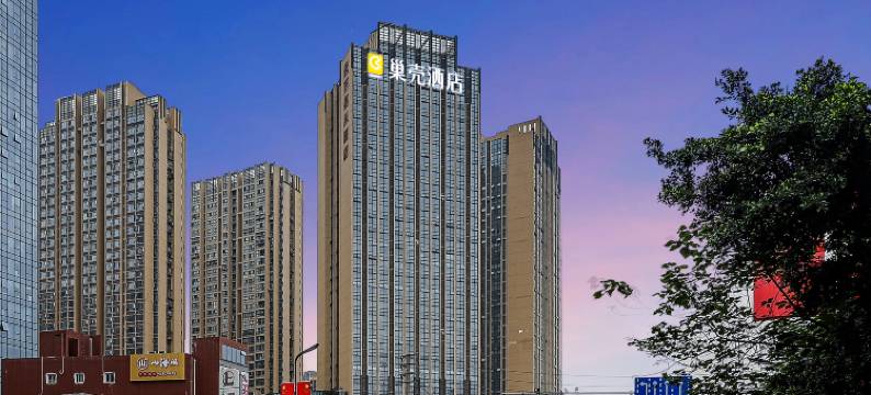 巢壳酒店(成都东郊记忆理工大学地铁站店)图片