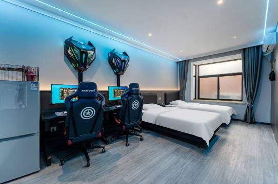 尖峰·悦电竞酒店(龙子湖大学城店)