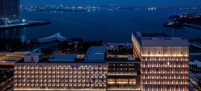 上海滴水湖斯南格尔精选酒店图片